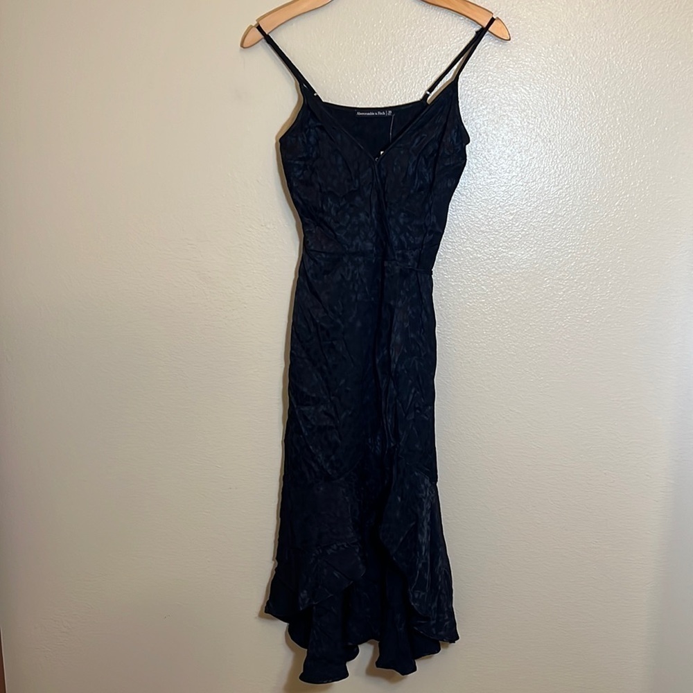 Nwt Abercrombie & Fitch Black Wrap Dress - Picture 2 of 15